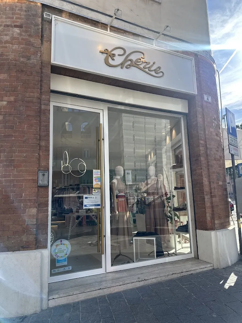 Chérie Boutique - Abbigliamento donna